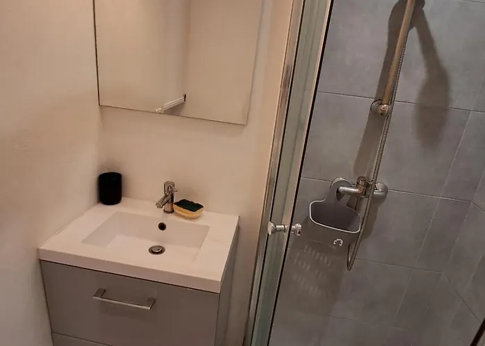 Appartement Face à La *